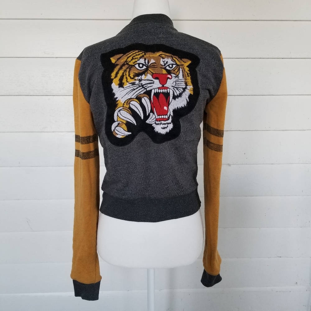 Small Pretty Little Liars sweater bomber jacket
